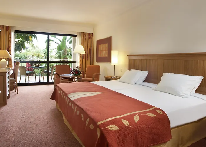 Hotéis de praia de Funchal (Madeira)