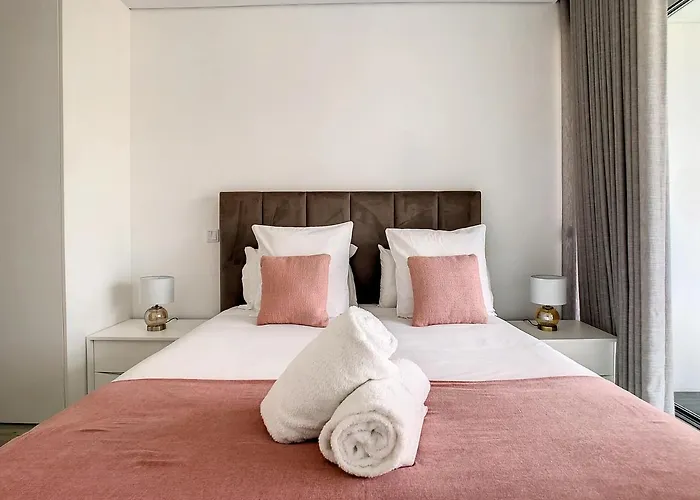 Uptown Apartment By Lovelystay Funchal 
