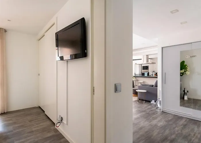 Lovely 1-Bedroom Apartment With Parking Ocean View Funchal 