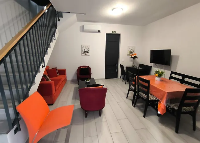 Villa Downtown Tiny House à Funchal  acceptant les animaux