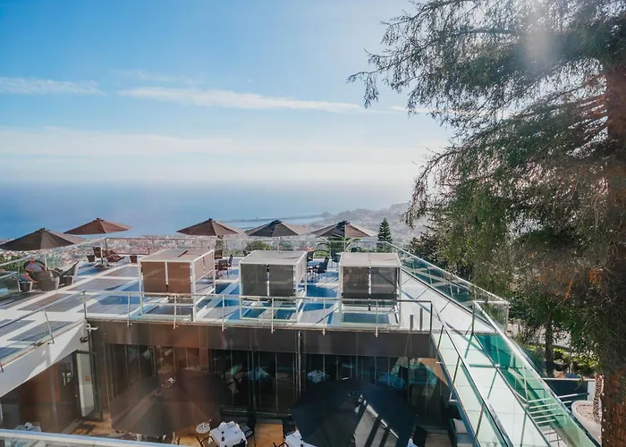 Hotel a cinque stelle a Funchal (Madeira)