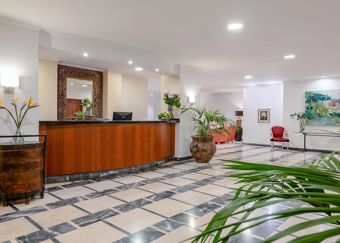 Hoteles de 3 Estrellas en Funchal (Madeira) 