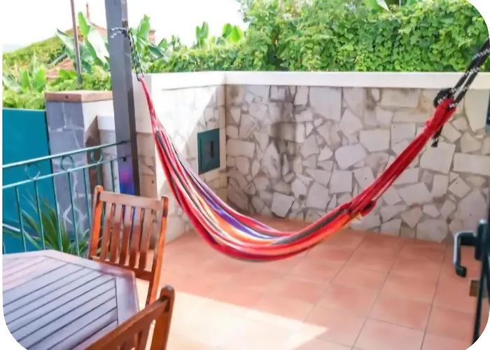 Pousadas com piscina privada em Funchal (Madeira)
