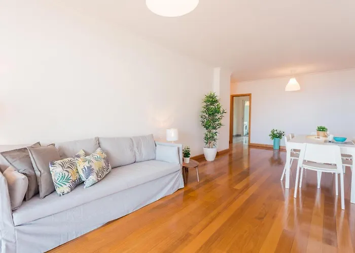 Flh Funchal Sea View Apartment With Pool